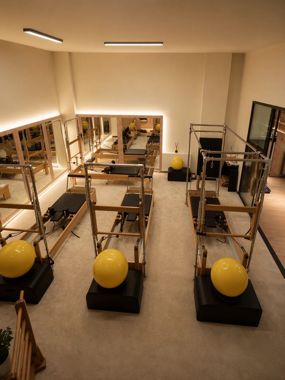Leo Pilates Studio — özel reformer bölümü